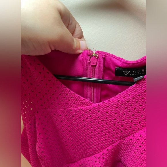 ✨Guess Ruffle Sheath Dress Size 12 - Picture 6 of 12